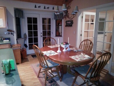 dining a