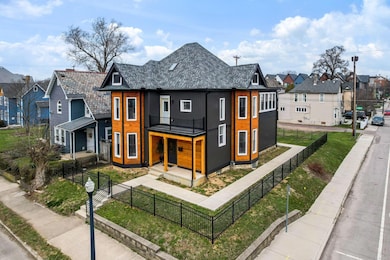 1096 Franklin Ave, Columbus, OH 43205 - photo 3