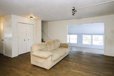 275b fairway court-105
