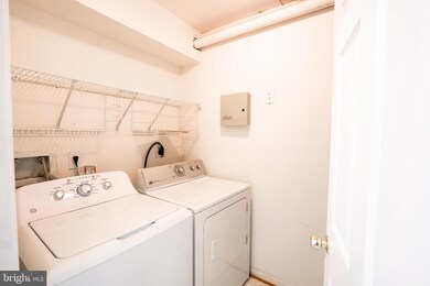 13002 Woodcutter Cir, Germantown, MD 20876 - photo 7