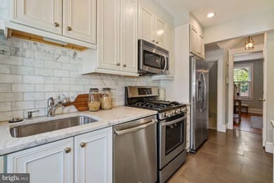 1729 34th St NW, Washington, DC 20007 - photo 6