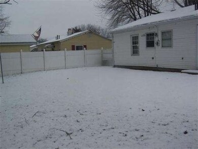 33 Amherst St, Lawrence, MA 01843 - photo 6