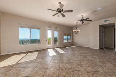 Living Room/Dining Room