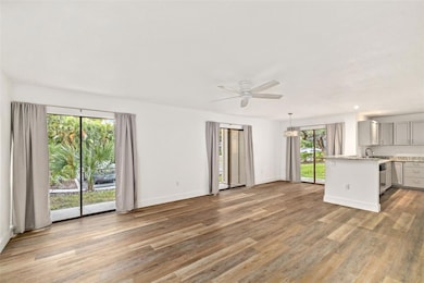 2224 Bahia Vista St unit E1, Sarasota, FL 34239 - photo 2