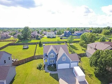 708 Cedar Ridge Dr, Raymore, MO 64083 - photo 2