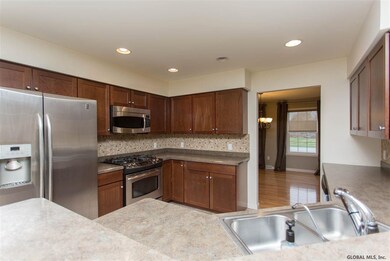 16 Foxglove Way, Ballston Spa, NY 12020 - photo 5