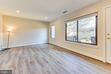 1781 Westwind Way unit 23, McLean, VA 22102 - photo 5