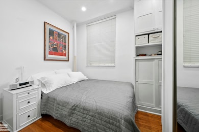 320 W 83rd St unit 7C, New York, NY 10024 - photo 3
