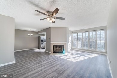 12101 Greenway Ct unit 201, Fairfax, VA 22033 - photo 6