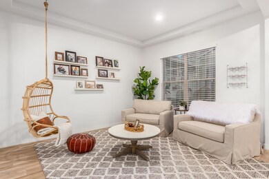 18424 W Sells Dr, Goodyear, AZ 85395 - photo 4