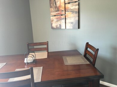 6523 Crab Apple Dr, Canal Winchester, OH 43110 - photo 7