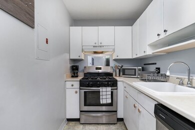 28 Kenmar Dr unit 276, Billerica, MA 01821 - photo 2