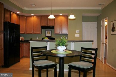 2549 Eastbourne Dr unit 260, Woodbridge, VA 22191 - photo 6