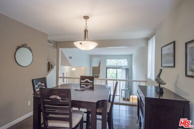 13939 Riverside Dr, Sherman Oaks, CA 91423 - photo 7