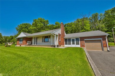 216 Beaver Run Dr, Lehighton, PA 18235 - photo 4