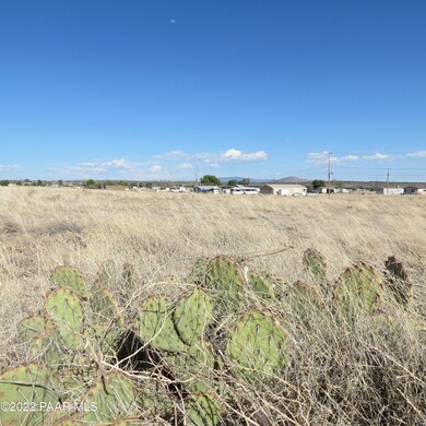454 W Zion Trail, Paulden, AZ 86334 - photo 2