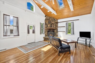 6476 Warren Woods Rd, Three Oaks, MI 49128 - photo 5