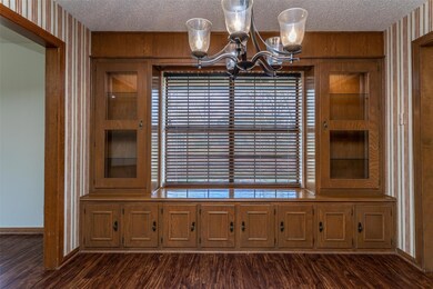 2011 Brentwood St, Gainesville, TX 76240 - photo 5