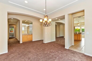 012_Formal Dining