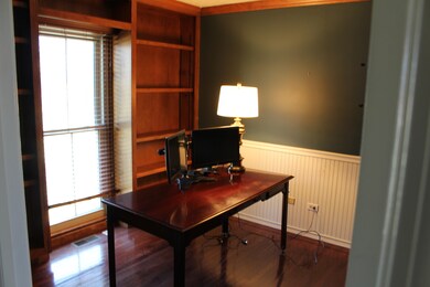 44 Christina Cir, Wheaton, IL 60189 - photo 4