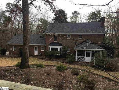 108 S Warwick Rd, Greenville, SC 29617 - photo 2