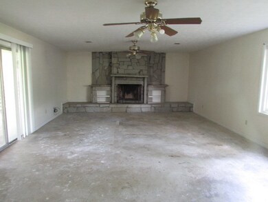11 E Kelly Ln, Hazlehurst, GA 31539 - photo 4