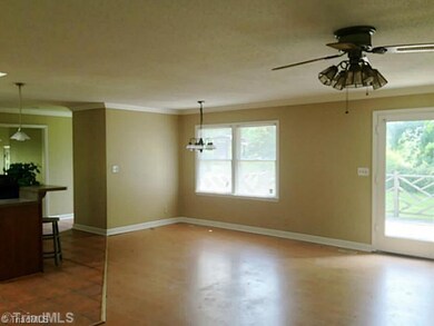 1243 Burnetts Chapel Rd, Greensboro, NC 27406 - photo 6