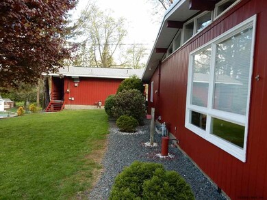20 Tague Rd, Troy, NY 12182 - photo 2