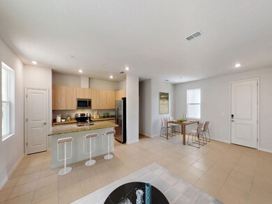 005.2_virtual staged living rm kitchen