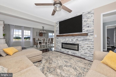 129 Colton Ct, Smithsburg, MD 21783 - photo 7