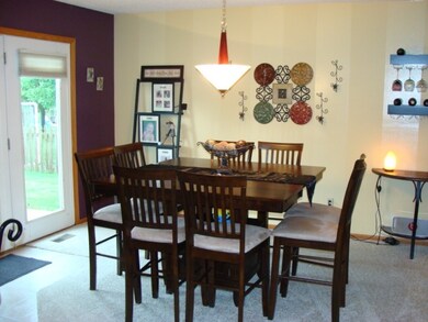 2712 Creeping Phlox Cove, Fort Wayne, IN 46818 - photo 6