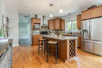 48 Acorn Ridge Rd, Freeport, ME 04032 - photo 2