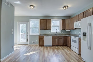 25997 E Mondovi St, Eleva, WI 54738 - photo 6