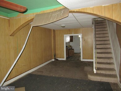 828 N Kenwood Ave, Baltimore, MD 21205 - photo 3