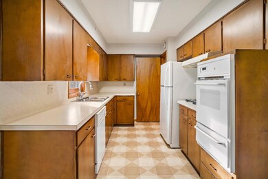 3310 Wirth Rd, Highland, IN 46322 - photo 6