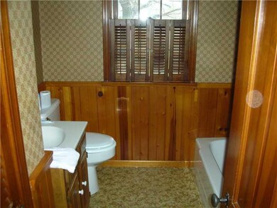 Full Bath.