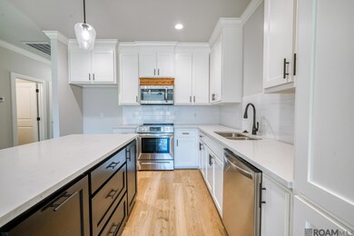 8739 Lockhart Rd unit 11-C, Denham Springs, LA 70726 - photo 7