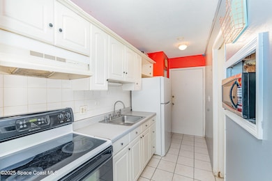 390 W Cocoa Beach Cswy Unit 11