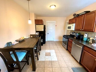 41 Howard St unit 3, Waltham, MA 02451 - photo 3