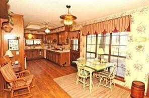 440 S Ash St, Springtown, TX 76082 - photo 5