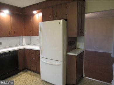 523 Buse St, Ridley Park, PA 19078 - photo 7