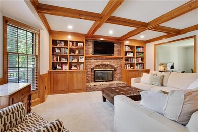 8504 Hallet St, Lenexa, KS 66215 - photo 5