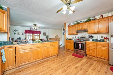 302 12th Ave NW, Altoona, IA 50009 - photo 3