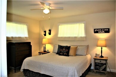 930 Sherwood Ave, Asheboro, NC 27205 - photo 7