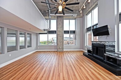 Parker Flats, Cincinnati, OH 45202 - photo 2