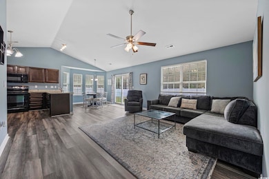 505 S View Ct, Myrtle Beach, SC 29579 - photo 4