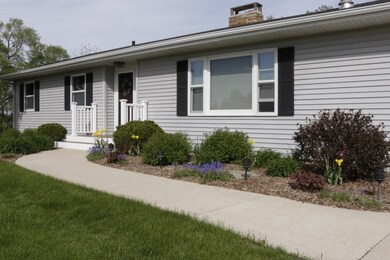 2184 Fitchburg Rd, Fitchburg, WI 53575 - photo 5