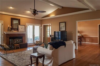 331 Macon Dr, Statesville, NC 28625 - photo 5