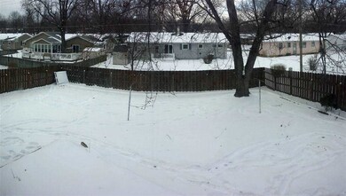 3724 N Pine St, Davenport, IA 52806 - photo 7