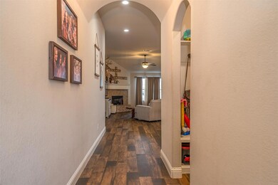 1912 Town Creek Cir, Weatherford, TX 76086 - photo 2